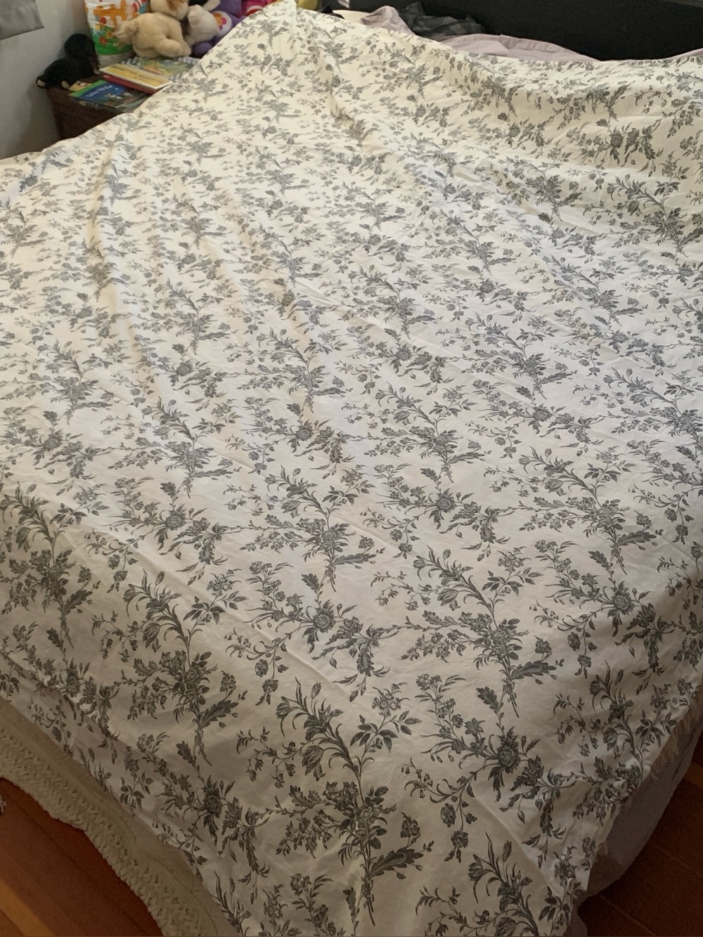 Fair Condition Grey & White Patterned Duvet Cover or Fabric